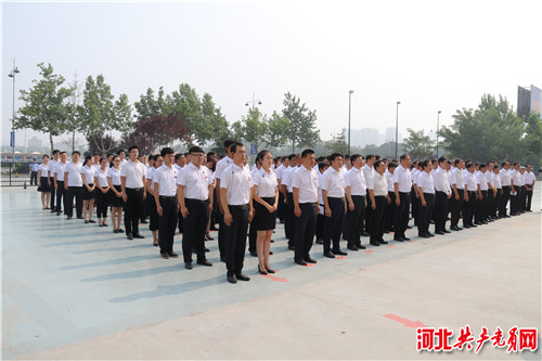 清河近2万名*党**员接受信仰教育