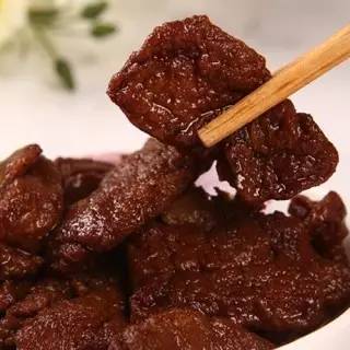 把所有美食都吃完,把所有的美食吃完