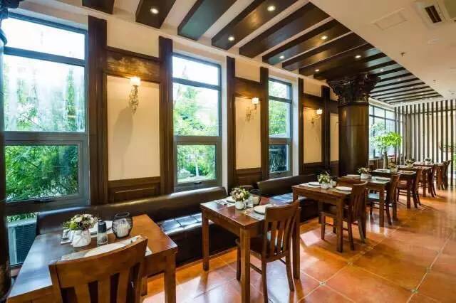 咳咳小哥，能给我来个梅雨天的freestyle吗？