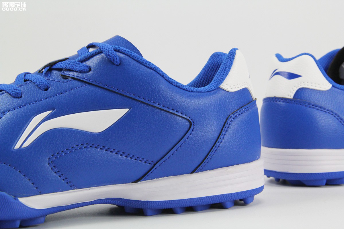 李宁锋锐足球鞋tf测评,李宁长歌2.0升级碎钉足球鞋测评
