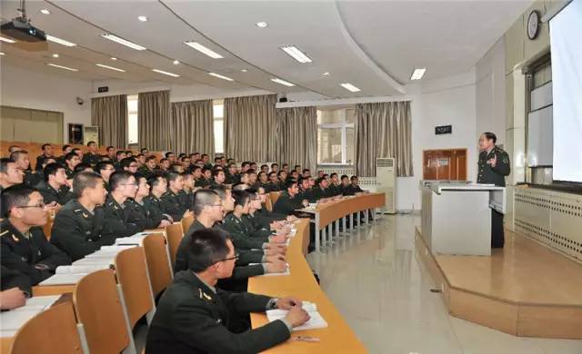 小编带你畅游军校｜第四站：第四军医大学（我们的诗和远方）