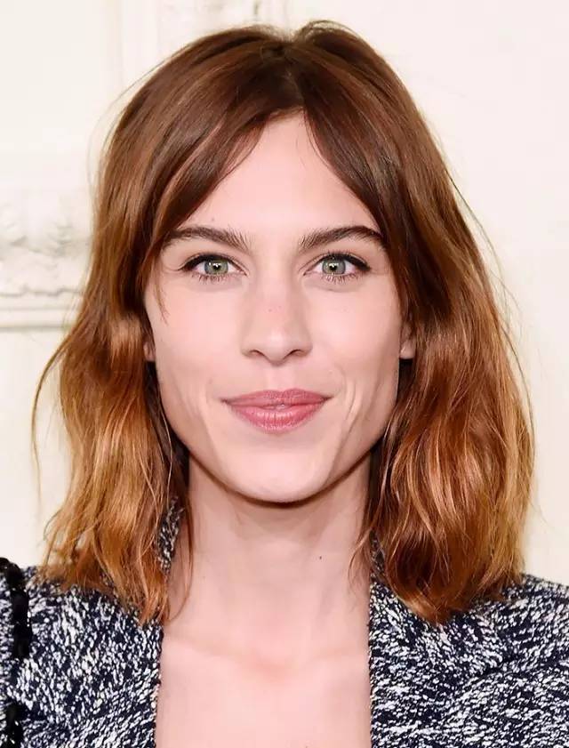 12-15岁男生适合的发型短发,今年最流行的短发是哪一款最好看