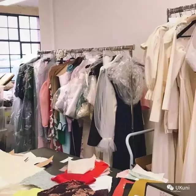 从前的我只求能够顺利毕业，如今的我有幸找到想要的人生目标，时刻珍惜身边的优质资源，计划去到更大的世界看看……