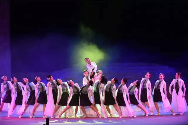 小编带你畅游军校｜第四站：第四军医大学（我们的诗和远方）