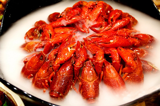 咳咳小哥，能给我来个梅雨天的freestyle吗？