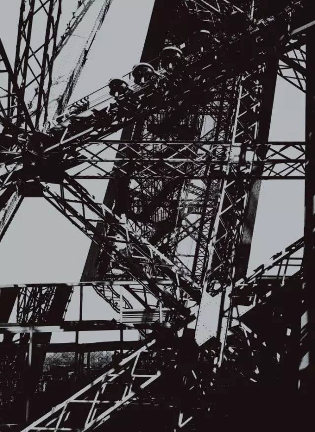 OK!FASHION｜用视觉和嗅觉跟Chanel漫步巴黎