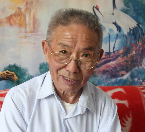 中国烟标收藏第一人,曾经的老烟民收藏的烟标