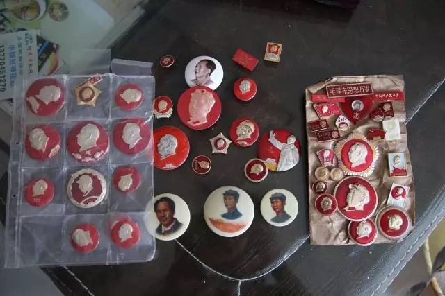 中国烟标收藏第一人,曾经的老烟民收藏的烟标