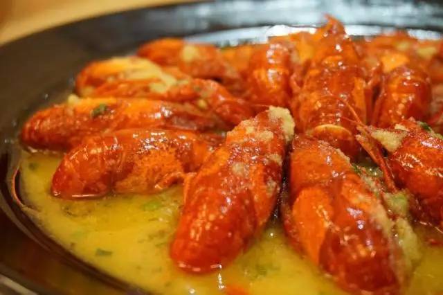 咳咳小哥，能给我来个梅雨天的freestyle吗？