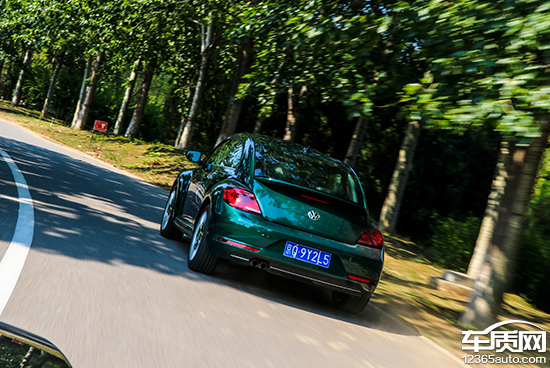 2019款甲壳虫敞篷试驾,大众甲壳虫沙丘试驾视频