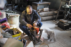 长春“齐家大院”走出的51岁旋木匠讲述百年木艺传承