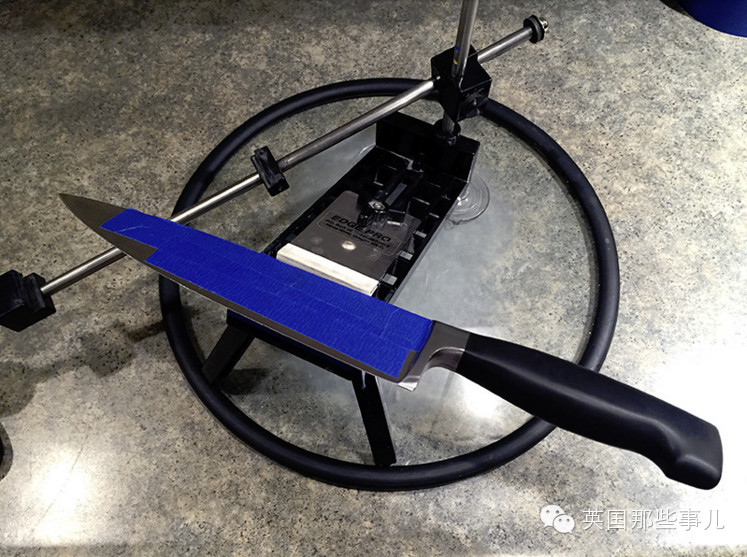 一个网友展示他的磨刀技巧...这一个个切的简直了...