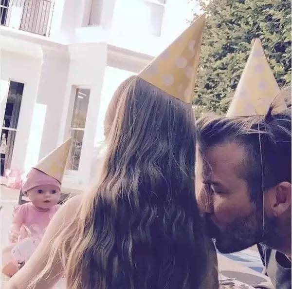 贝克汉姆：给你一个女儿，你能温暖整个世界