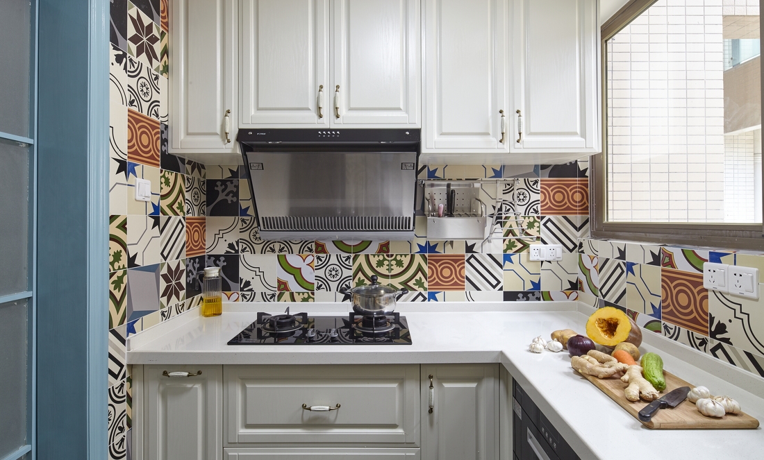 橱柜五金件的选购攻略,橱柜抽屉滑轨选购技巧