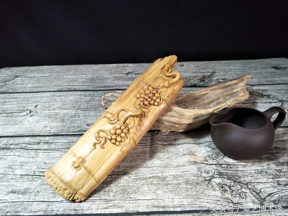 手把件是饰品吗,木制手玩把件