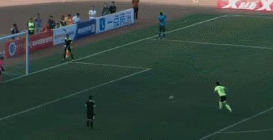 校园足球联赛门将篇,中国足球守门员曾诚简介