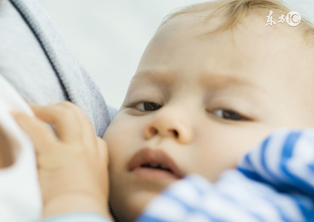 新生儿病毒感染发热,新生儿第一天发热