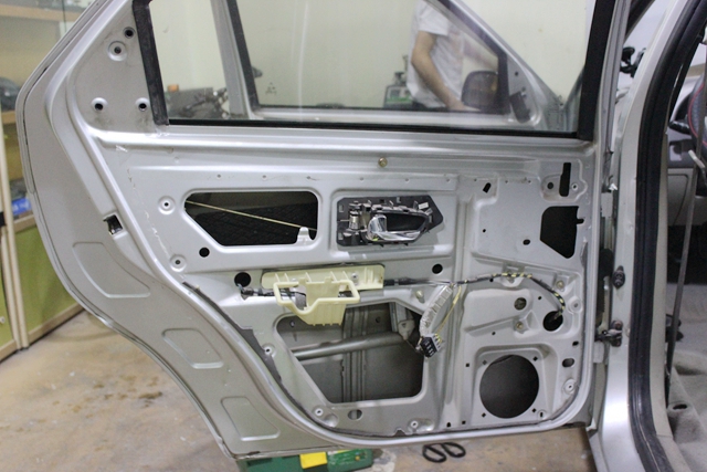 重庆汽车隔音降噪全套,雪铁龙爱丽舍隔音处理