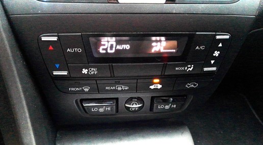 本田思域两厢的优缺点,2011款本田思域和09款思域一样吗