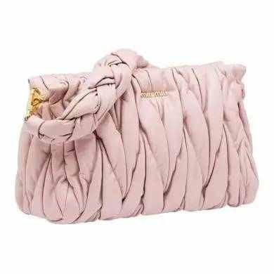 2017你要买的包要有它，并且这股潮风会一直刮下去