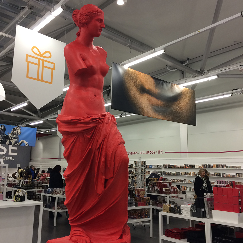 何必手抖拿起30万的玉镯，这些法国土特产颜高又便宜