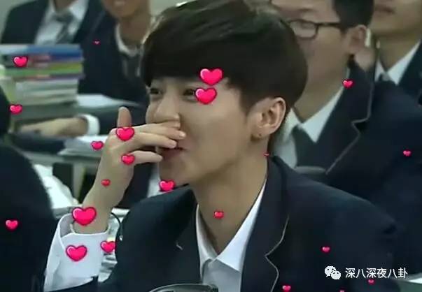 鹿晗玩魔方完整版,鹿晗还原魔方瞬间视频