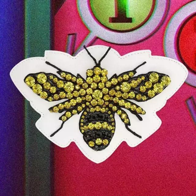 gucci最新小白鞋,gucci小白鞋让你的鞋子更加有品味