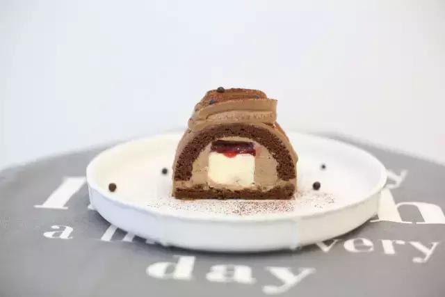 厦门开了一家北欧风蛋糕店!满眼Tiffany蓝!还有可爱到爆的可妮兔、布朗熊……