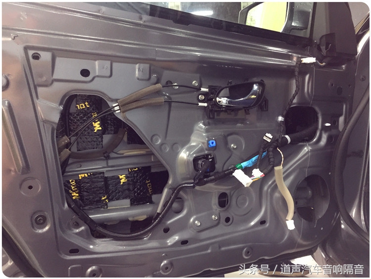 日产蓝鸟更换音响教程,尼桑蓝鸟低音喇叭改家用