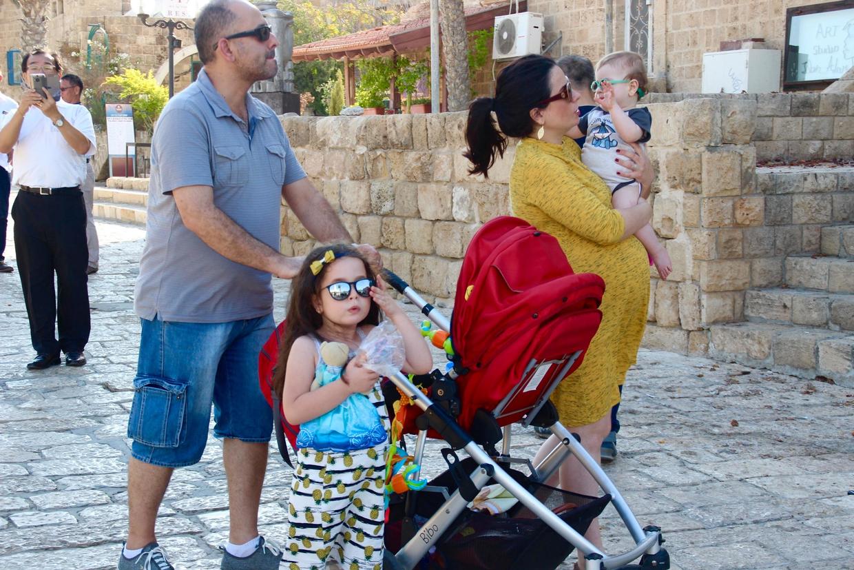 以色列特拉维夫闹市区 (以色列特拉维夫白色之城繁荣原因)