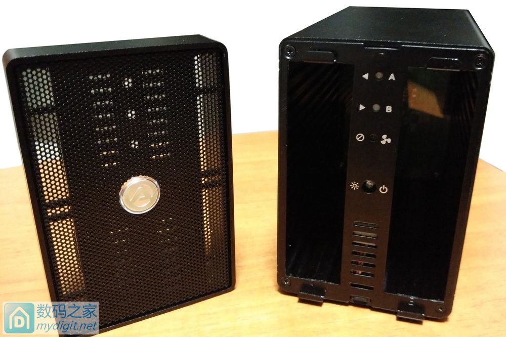 不黑不吹！艾客优品,AKITIOUSB3.1双盘位硬盘箱拆解简评