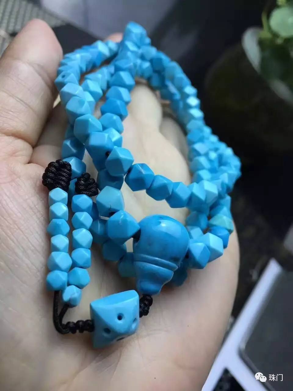 新买的绿松石没有光泽,刚买回来的绿松石要泡油吗