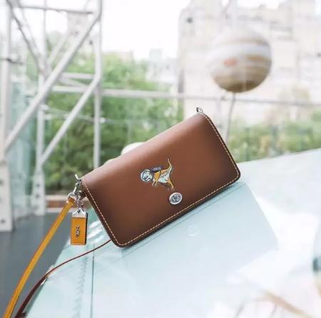 Coach也想上天，竟和NASA厮混在了一起