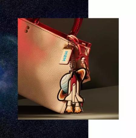 Coach也想上天，竟和NASA厮混在了一起