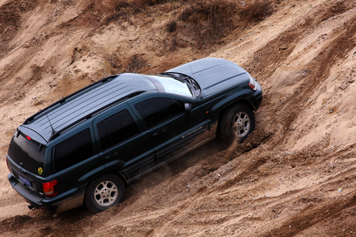 14年的jeep进口大切诺基,12年jeep大切诺基老改新