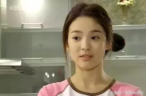 宋仲基宋慧乔同游巴厘岛配一脸,宋仲基宋慧乔甜蜜巴厘岛