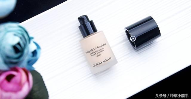 夏天妆容不脱妆的妙招,夏日底妆防脱妆搭配小技巧