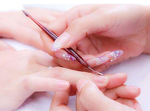 做美甲师薪资待遇如何计算,新店美甲师薪资待遇多少