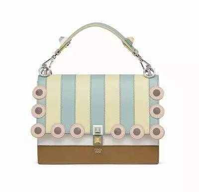 2017你要买的包要有它，并且这股潮风会一直刮下去