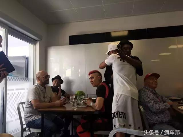 巴库,让我为之疯狂,歇斯底里