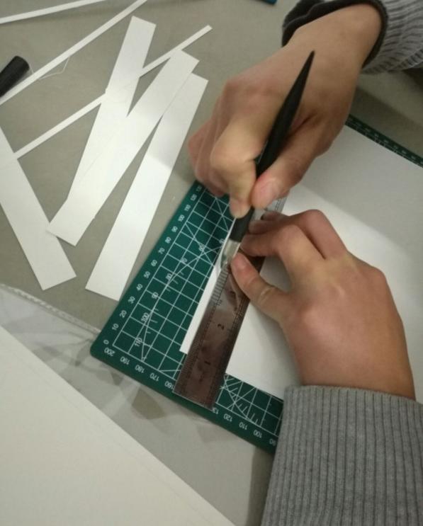 纸雕灯箱制作教程,夜光纸手工制作图片