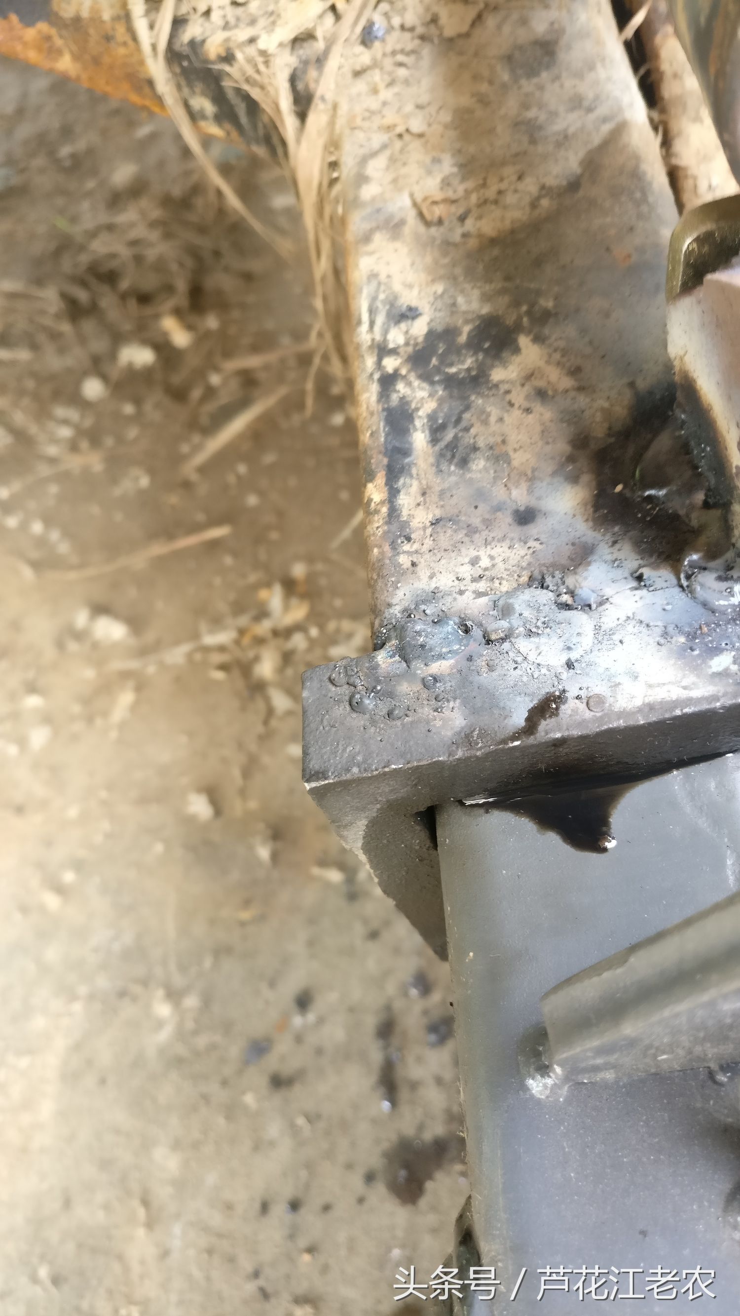 20170629福田雷沃RG40老款履带收割机导向轮改成下挂式