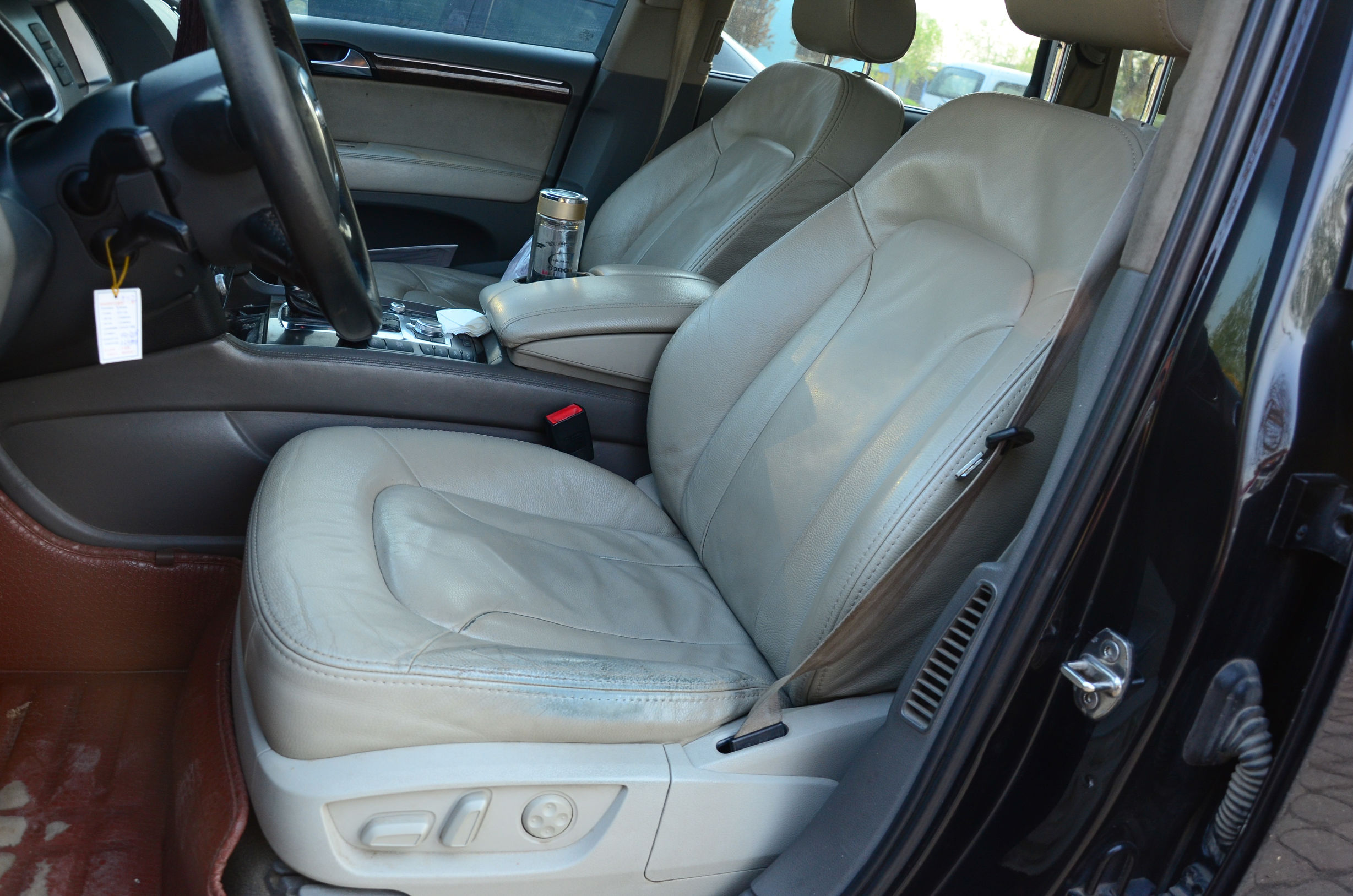 八年的奥迪Q5还能值多少,8年奥迪q7现在值多少钱