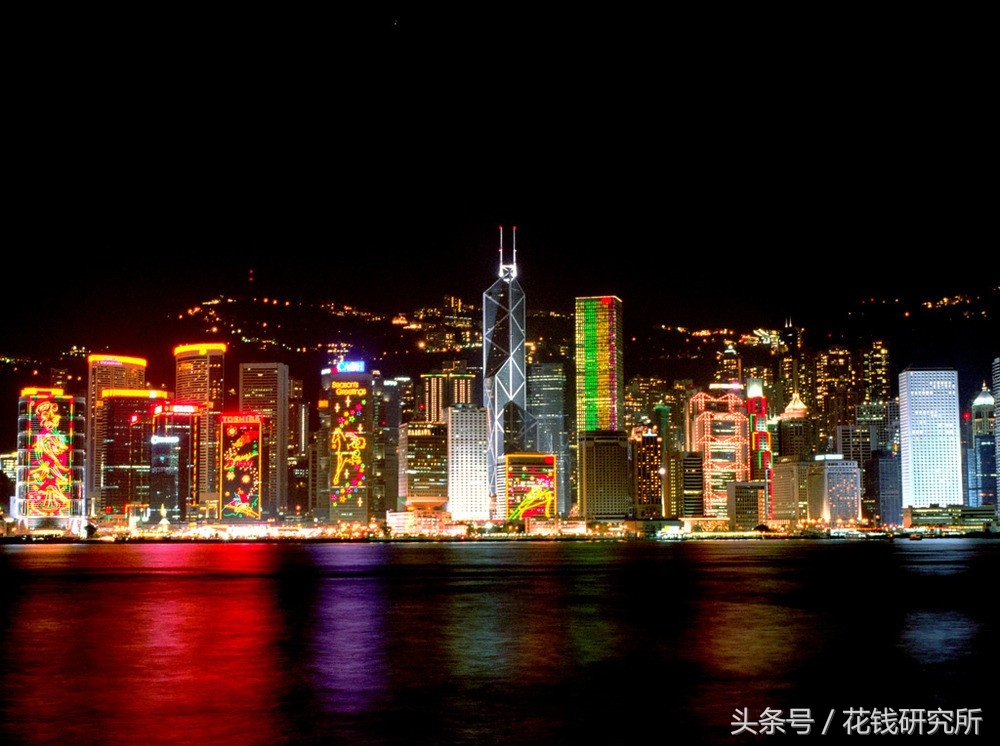 香港20年,从购物天堂回归文化原色?