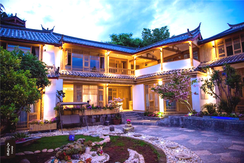 她在丽江开了十年客栈,只为告诉我们旅行的意义!