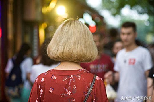 巧克力染发膏能和自然黑混合用吗,用巧克力酱染发