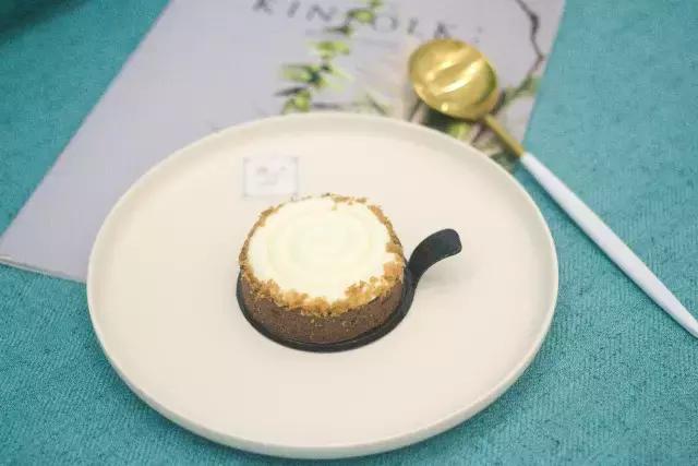 厦门开了一家北欧风蛋糕店!满眼Tiffany蓝!还有可爱到爆的可妮兔、布朗熊……