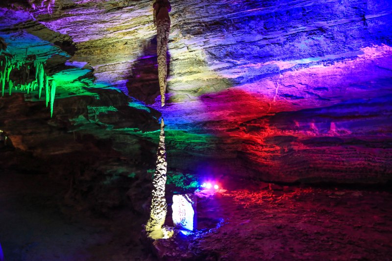 都说重庆热，但在她隔山相望的地方年均14-18度！