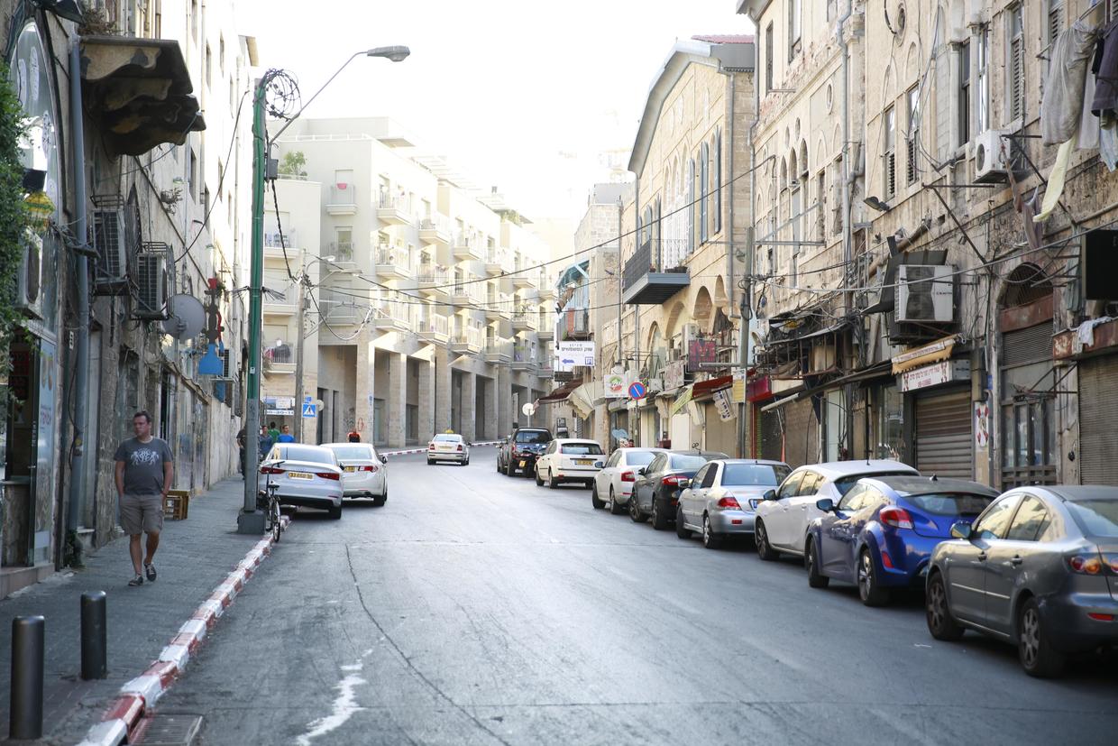 以色列特拉维夫闹市区 (以色列特拉维夫白色之城繁荣原因)