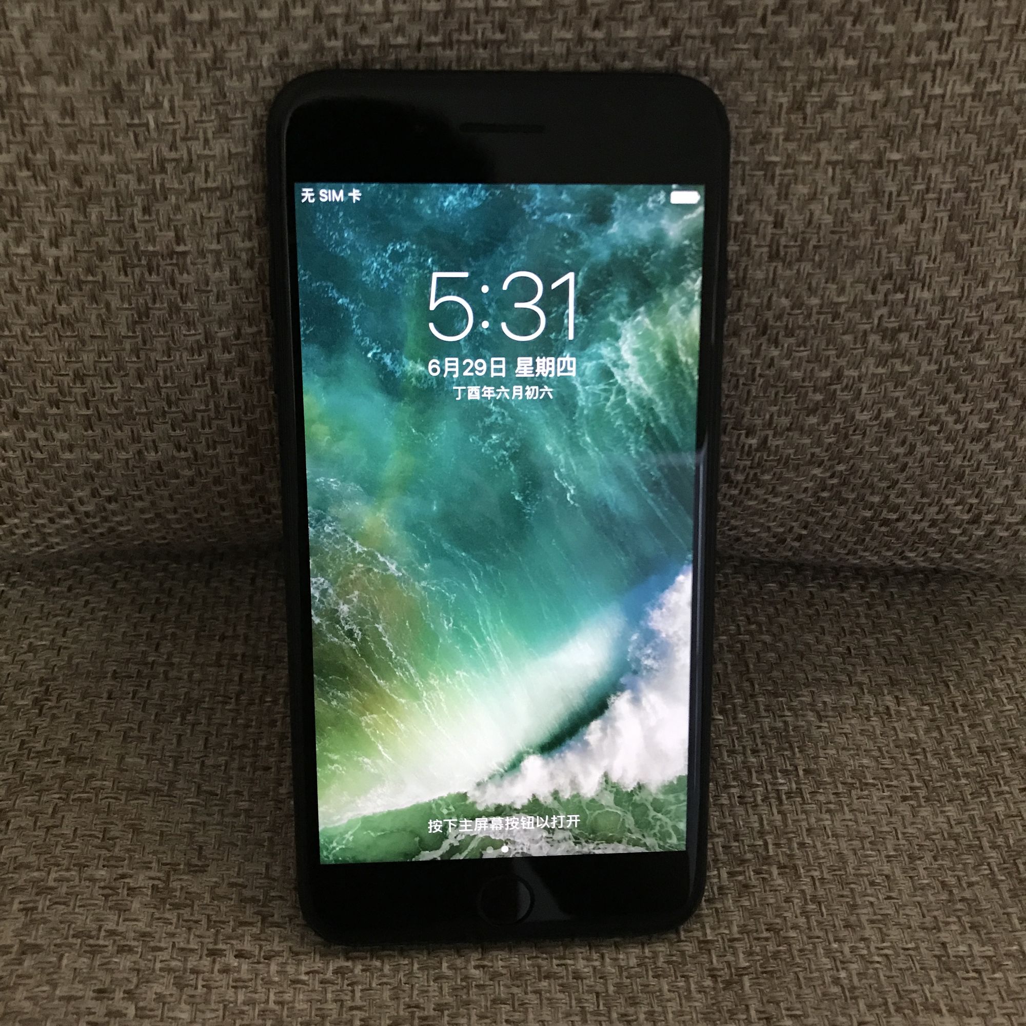 苹果7p磨砂黑拆机,苹果7plus磨砂黑拆机